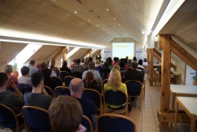 Einführung in betriebliches Gesundheitsmanagement durch Arbeitspsychologin Mag. Sandra Kröll.