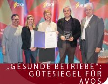 v.l.: Gesundheitsministerin Dr. Sabine Oberhauser, Mag. Sandra Kröll, Astrid Lindner und Mag. Dr. Thomas Diller, alle AVOS, SGKK-Obmann Andreas Huss
