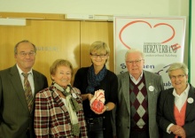 v.l.n.r. Prof. Dr. Pichler, Brundhilde Mastnak ( Österr. Herzverband ) Birgit Winkler ( Gesunde Gemeinde Henndorf ), Hubert Kiener und Frau Fuchshuber, ebenfalls Österr. Herzverband.