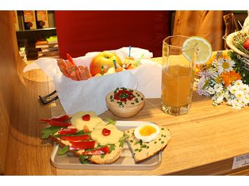 Die Jause der 3a der Hauptschule Adnet.