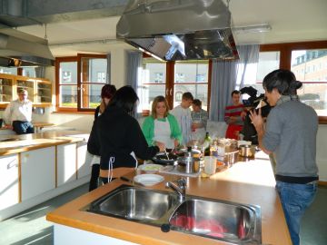 Die Köchinnen und Köche bei den Filmaufnahmen...