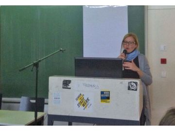 Simone Meidl auf dem Kongress in Berlin