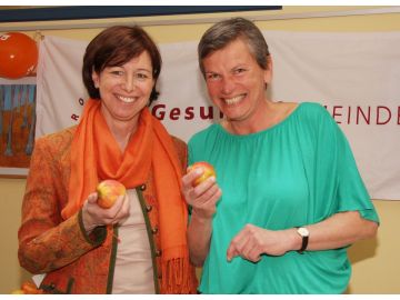 Mag. Patricia Lehner (Avos) und Mag. Franziska Dürr (Obfrau Gesunde Gemeinde)
