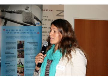 Die Arbeitspsychologie wird von Mag. Silvia Huber geleitet, auch sie begrüßte die TeilnehmerInnen des AMD-Vernetzungstreffen.